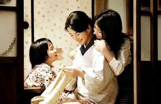 Người mẹ trong giáo dục gia đình