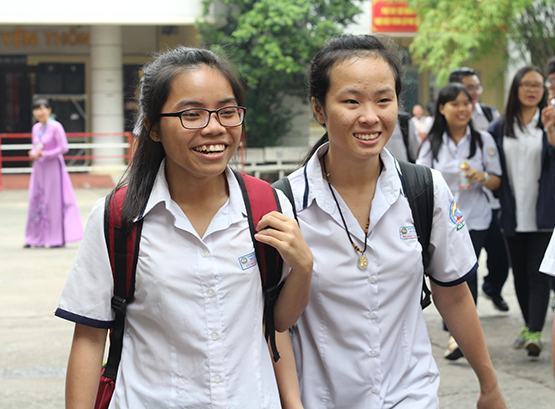 Đắk Lắk: Hai thí sinh bị đình chỉ vì sử dụng điện thoại