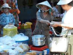 Nguy cơ nhập viện vì… thức ăn tiện dụng