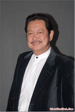 Nguyễn Chánh Tín: Yêu nhau vì thích làm từ thiện