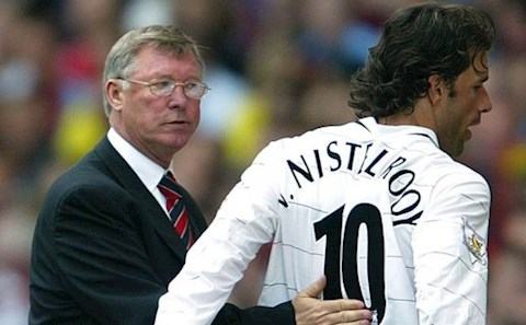 Nguyên nhân Van Nistelrooy nhất quyết rời MU