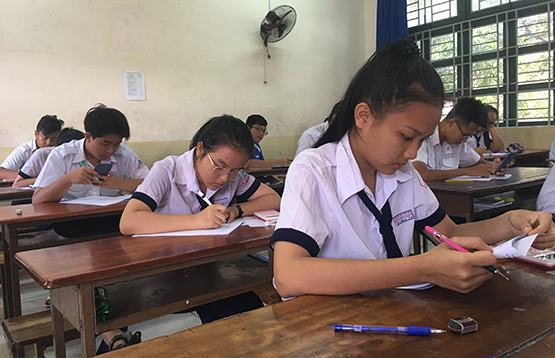 Học sinh hào hứng với cuộc thi “Ươm mầm tài năng y khoa”