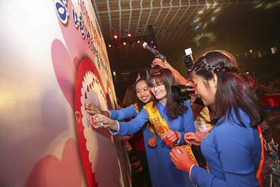 “Trái tim yêu thương” hướng về đồng bào miền Trung