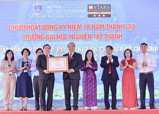 Đào tạo gắn nhu cầu xã hội để phát triển bền vững