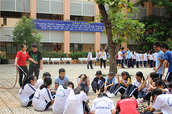 Hội trại chào đón học sinh khối 10