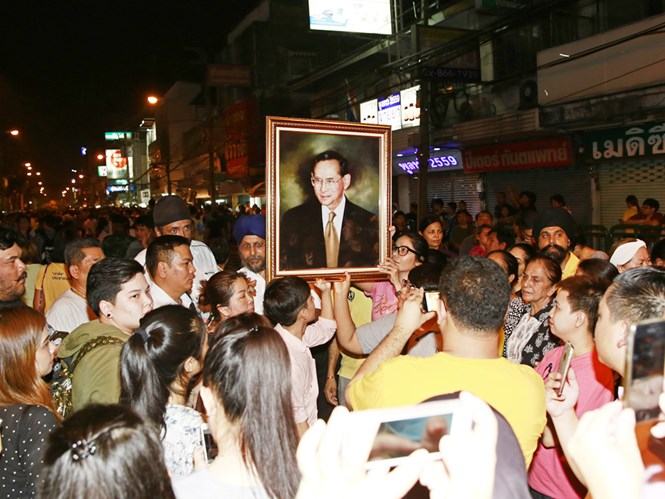 Nhà vua Thái Lan băng hà