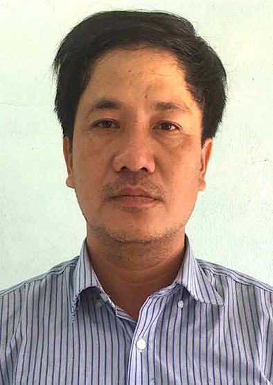 Giả danh nhà báo tống tiền