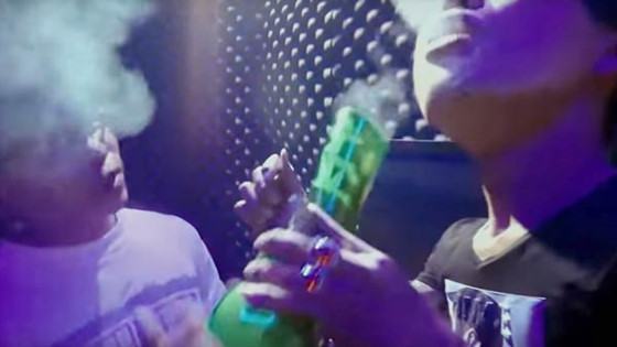 Nhạc phản cảm đầu độc giới trẻ ảnh 1