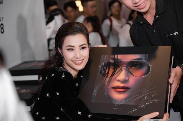 Nhạc Việt 2018: Năm của những người lạ Nhac Viet 2018: Nam cua nhung nguoi la