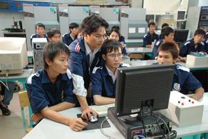 Nhân lực ngành công nghệ thông tin: Đào tạo nhiều mà vẫn thiếu