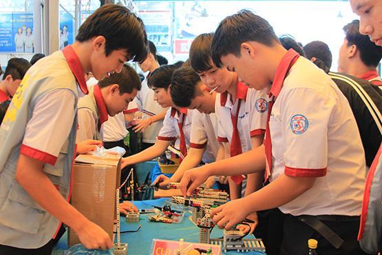 Trường THPT Nhân Việt ra mắt các CLB học thuật