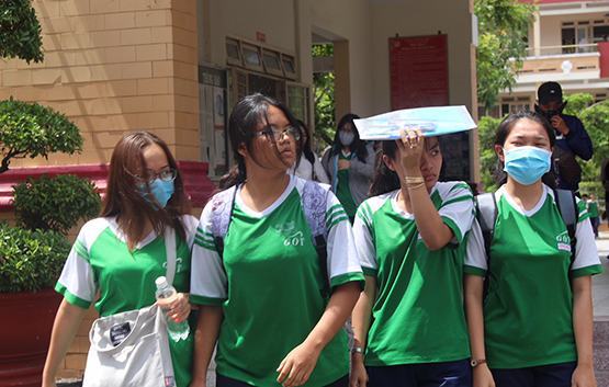 Bài thi tổ hợp KHXH: Đề bám sát sách giáo khoa