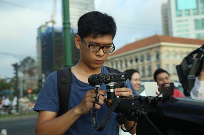 Nhật thực một phần quan sát rất rõ tại TP.HCM 