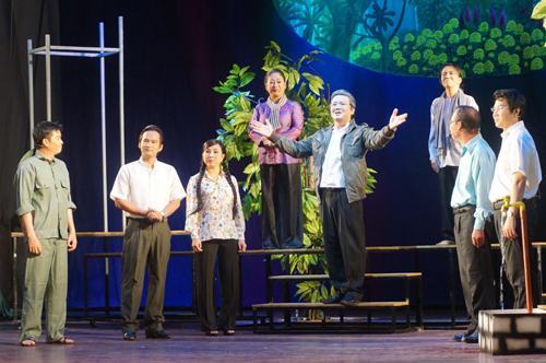 Nhiều cảm xúc với Thành phố buổi bình minh - Ảnh 1.