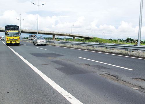 Nhiều công trình, dự án giao thông dùng chưa lâu đã hỏng