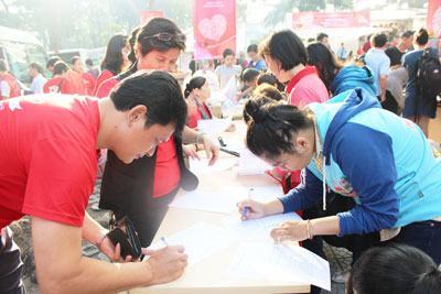 Nhiều mục tiêu hỗ trợ bệnh nhân nghèo