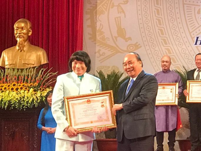 Nhiều quy định thoáng trong xét tặng danh hiệu NSND, NSƯT