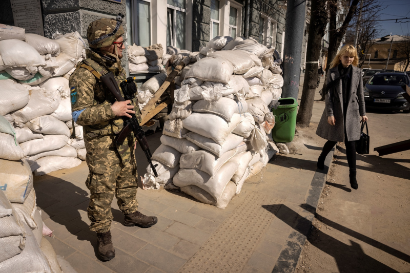 Nhiều tổn thất sau một tháng chiến sự Ukraine