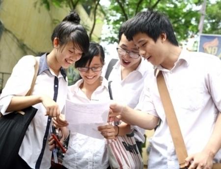 Nhiều trường không giảm chỉ tiêu ngành kinh tế, sư phạm