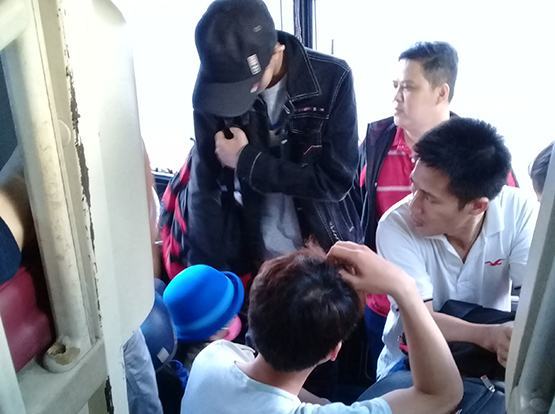 Sau kỳ nghỉ lễ: Vật vã trở lại thành phố