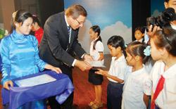 Những câu chuyện vượt khó