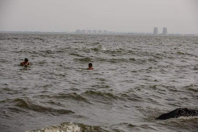 Tổng tư lệnh quân đội Ukraine đưa ra dự báo về cuộc khủng hoảng với Nga - Ảnh 3. Tổng tư lệnh quân đội Ukraine đưa ra dự báo về cuộc khủng hoảng với Nga - Ảnh 3.