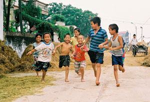 Những đứa trẻ có “nhiều” cha mẹ