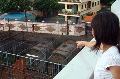 Những gia đình sống cạnh chuồng hổ