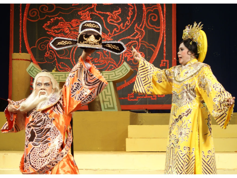 Những gia tộc cải lương lừng danh: Tìm lại hào quang tuồng cổ Minh Tơ