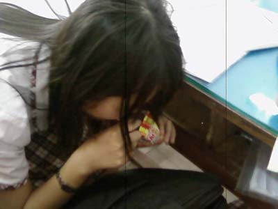 Những hành vi của teen làm thầy cô tức nổ đom đóm