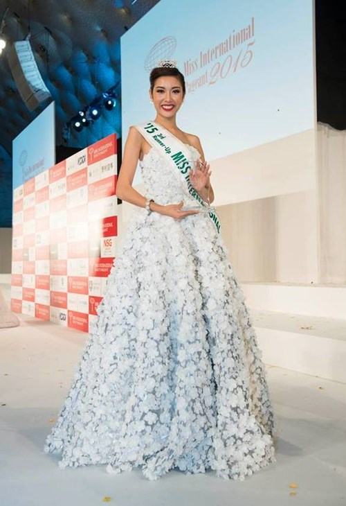 Những người đẹp đưa nhan sắc Việt thăng hoa năm 2015 - ảnh 1