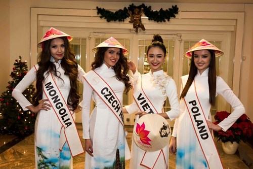 Những người đẹp đưa nhan sắc Việt thăng hoa năm 2015 - ảnh 10