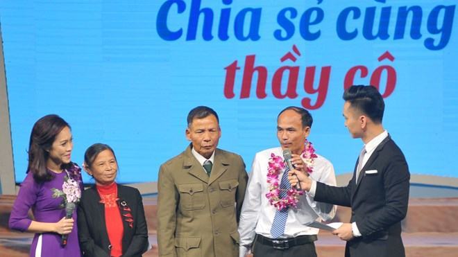 Những thầy giáo nơi đảo xa