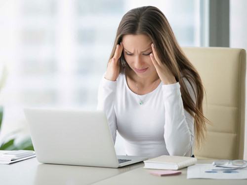 Những thói quen này đang âm thầm khiến bạn già trước tuổi - ảnh 2