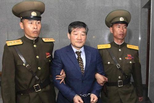 Ông Kim Dong-chul bị bắt ở Triều Tiên năm 2015. Ảnh: AP.