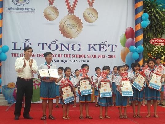 Trường tiểu học Nhựt Tân tổng kết năm học