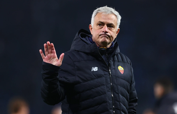 Nigeria đàm phán bổ nhiệm Mourinho làm HLV