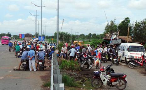 Nổ bình bơm hơi, một bé trai tử vong