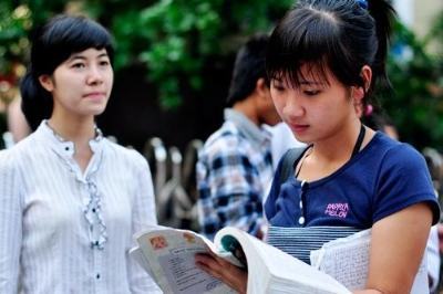 Nơi bội thu, chỗ lèo tèo hồ sơ xét tuyển NV2