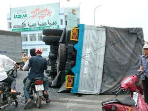 Nỗi lo trên các tuyến đường nông thôn