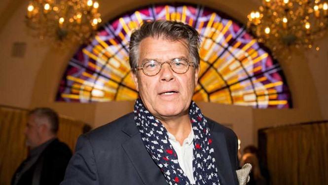 Ông Emile Ratelband muốn đổi từ 69 tuổi thành 49 tuổi /// Ảnh chụp màn hình De Telegraaf