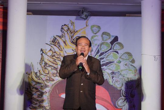 Trùm Sò NSƯT Giang Châu với bài vọng cổ hài Một ngày làm vua