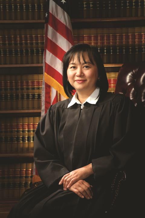 Nữ chánh án gốc Việt đầu tiên trong hệ thống tòa án liên bang Mỹ