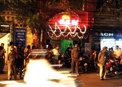 Nữ chủ quán cà phê bị sát hại tại quầy pha chế