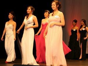 Nữ sinh 20 tuổi giành ngôi Hoa hậu Sinh viên Việt Nam tại Pháp