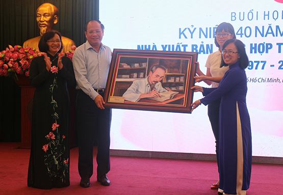 Nhà xuất bản Tổng hợp TP.HCM: Tích cực đưa sách đến bạn đọc