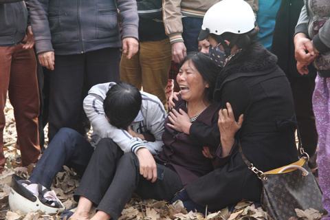 &Ocirc; t&ocirc;, lạng l&aacute;ch, đ&acirc;m chết người, đi đường