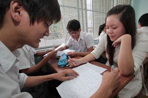 Ôn thi tốt nghiệp môn tiếng Anh: Phải hiểu đề