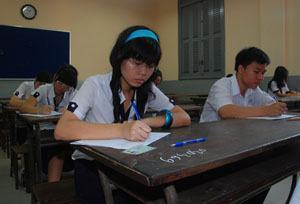 Ôn thi tốt nghiệp THPT môn địa lý: Không mô tả sa đà