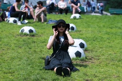 Paris lung linh trong nắng - ảnh 7